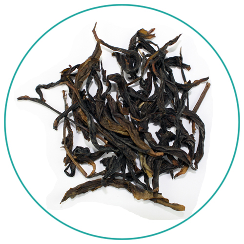 XuePian Snowflake Oolong dry tea leaves